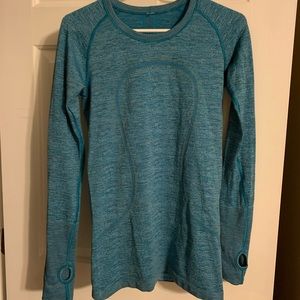 Blue long sleeve lulu workout top